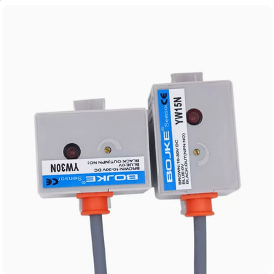 PNP Capacitive Sensor , IP66 Precise Capacitive Liquid Level Sensor