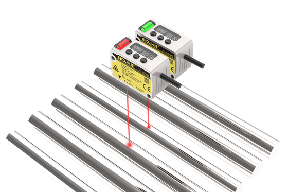 Square Compact Intelligent High Speed Laser Displacement Sensor Multi Function
