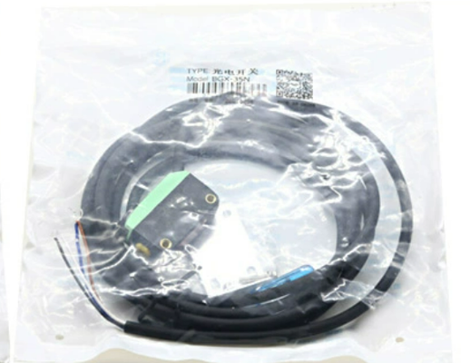 Compact Transmissive Diffuse Reflection Photoelectric Sensor Switch